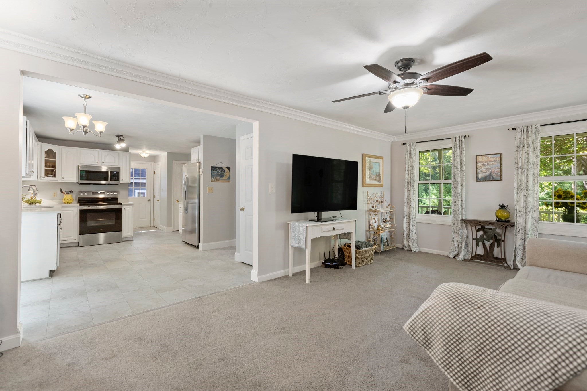17 Conservation Drive, Douglas, MA Photo #29