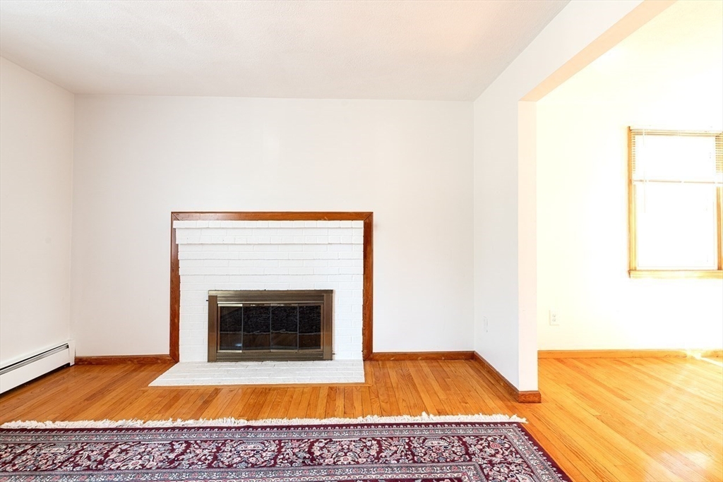 2 Marigold Ave