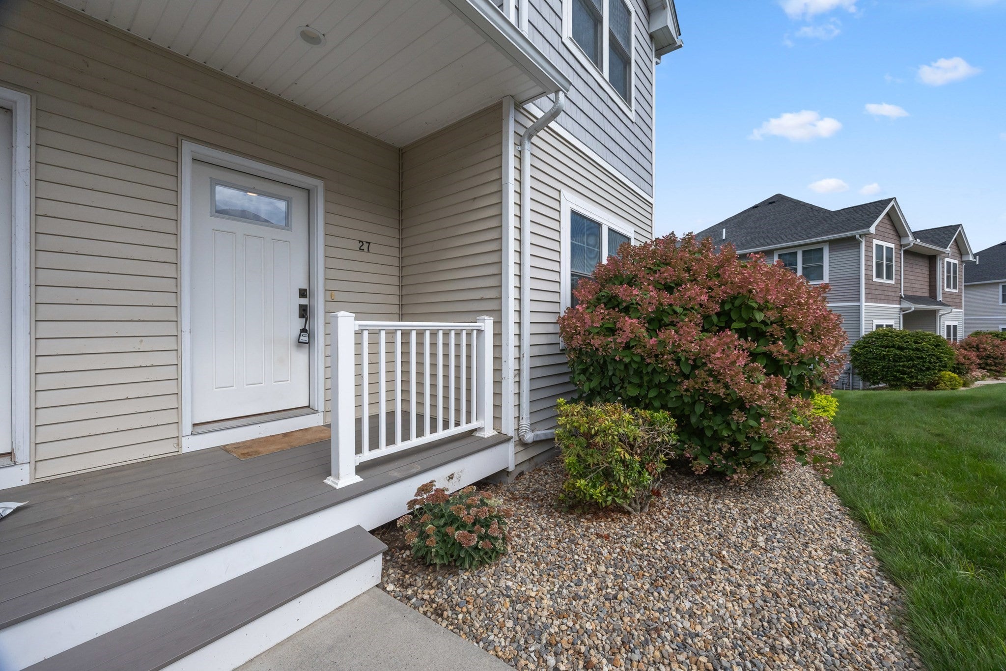 27 Eagle Nest B14-27, Clinton, MA, 27 Eagle Nest B14-27, Clinton, MA Photo #3