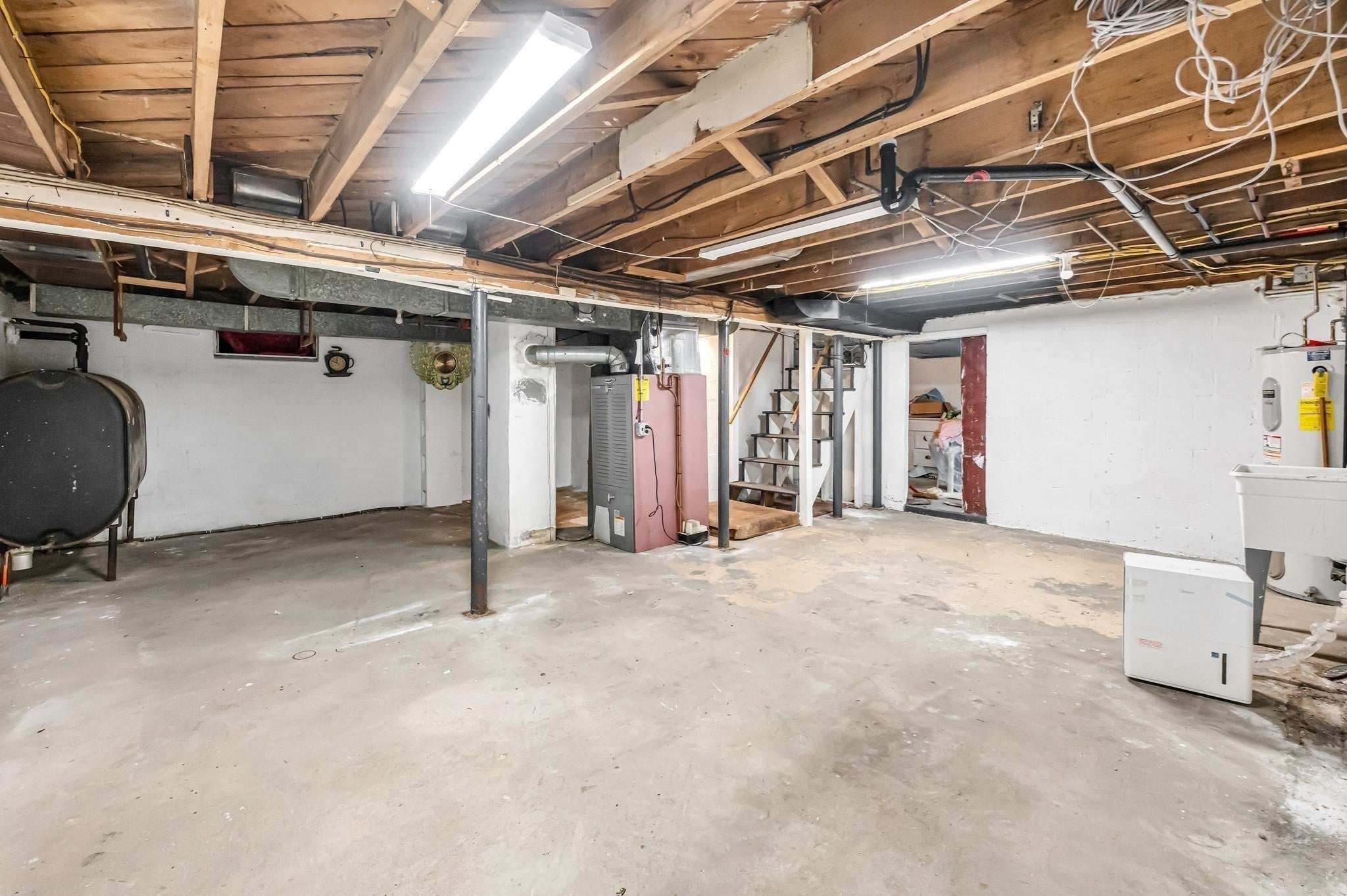 66 Hillside Ave, West Springfield, MA Photo #25
