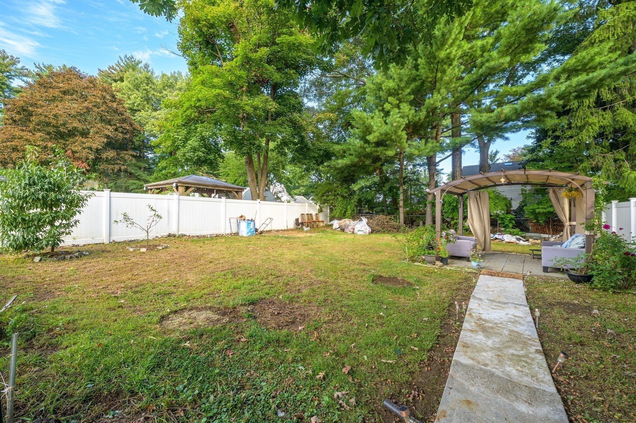 66 Hillside Ave, West Springfield, MA Photo #28