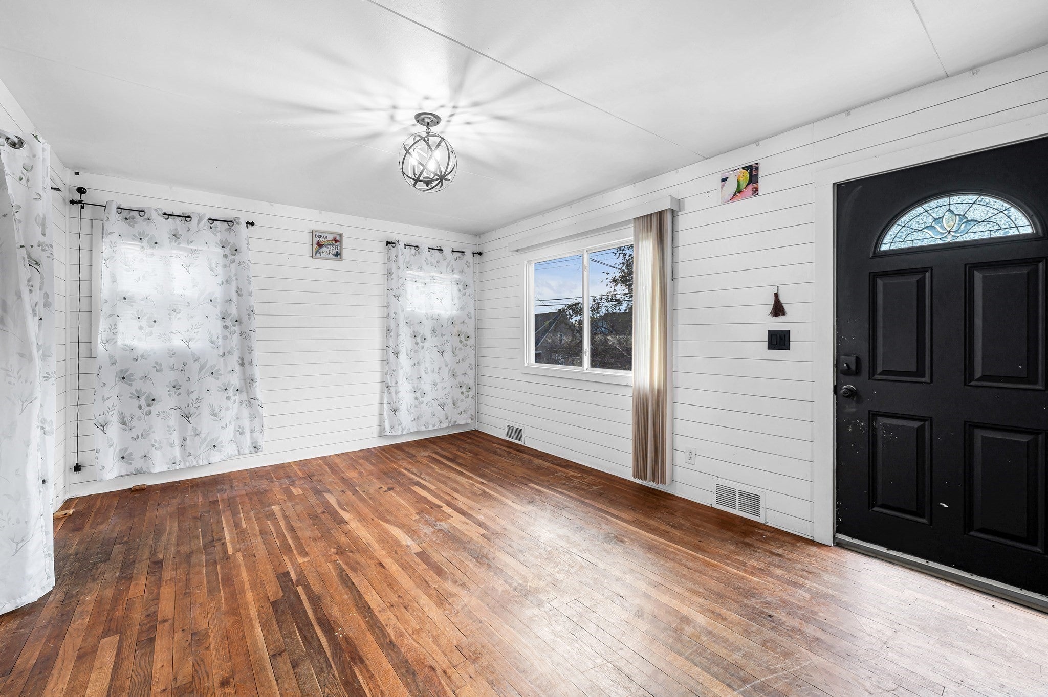 66 Hillside Ave, West Springfield, MA Photo #5
