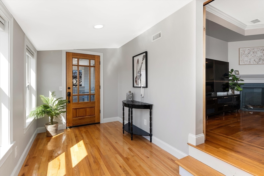 155 Franklin Ave 2