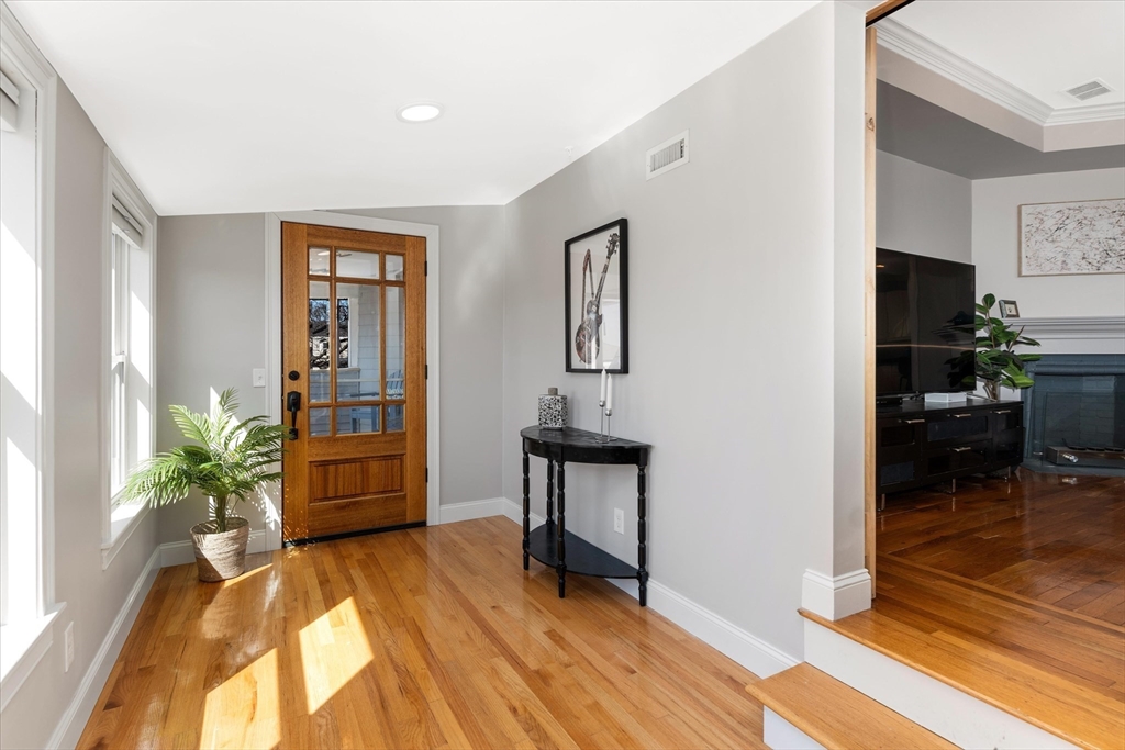 155 Franklin Ave 2