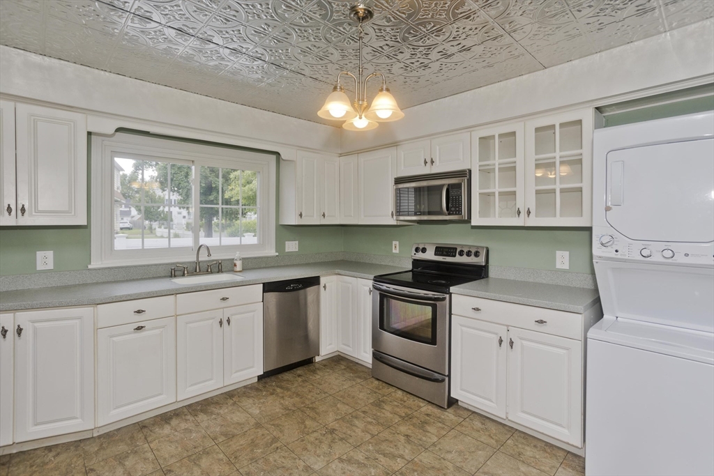 115 Bonneville Ave