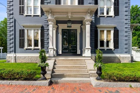 212 High Street Newburyport MA 01950