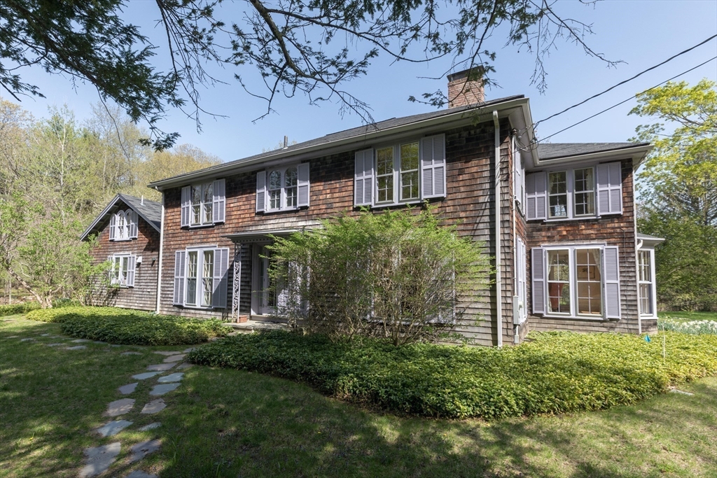 56 Ridgeway Rd