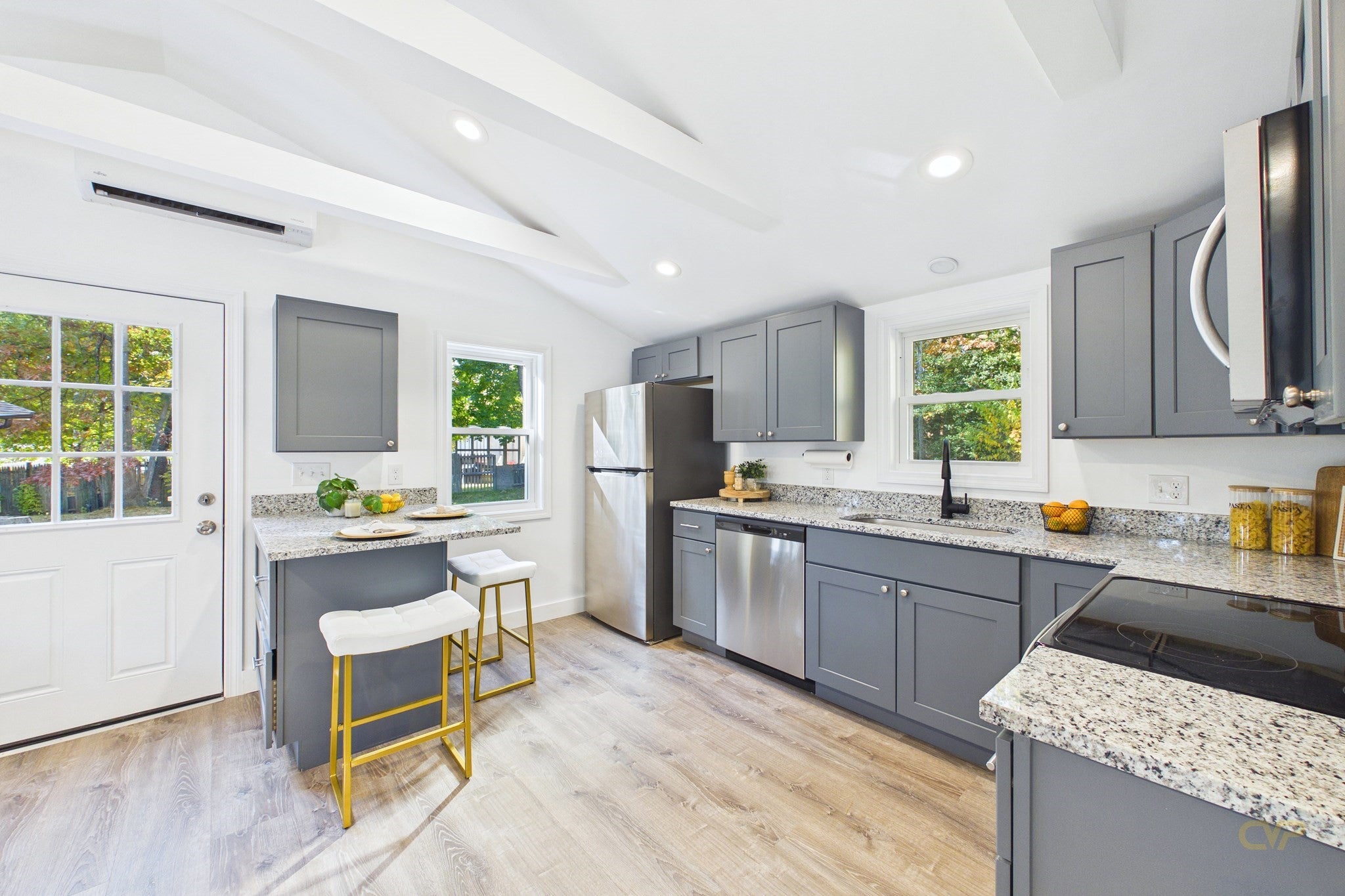 13 Cherry St, Lakeville, MA Photo #15