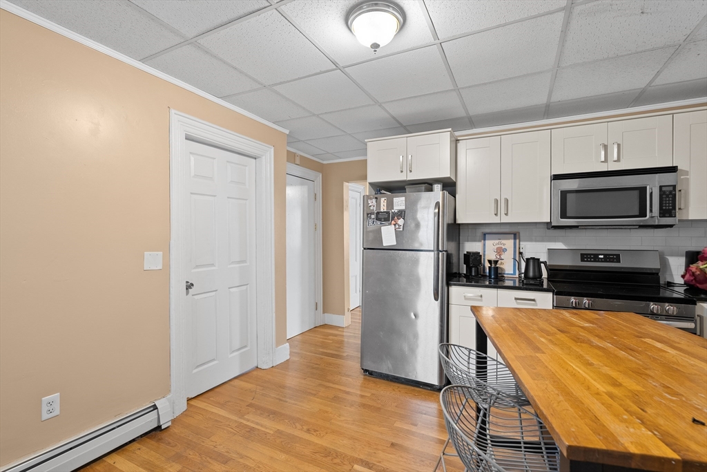 674 Saratoga St #B, Boston, MA Photo #2