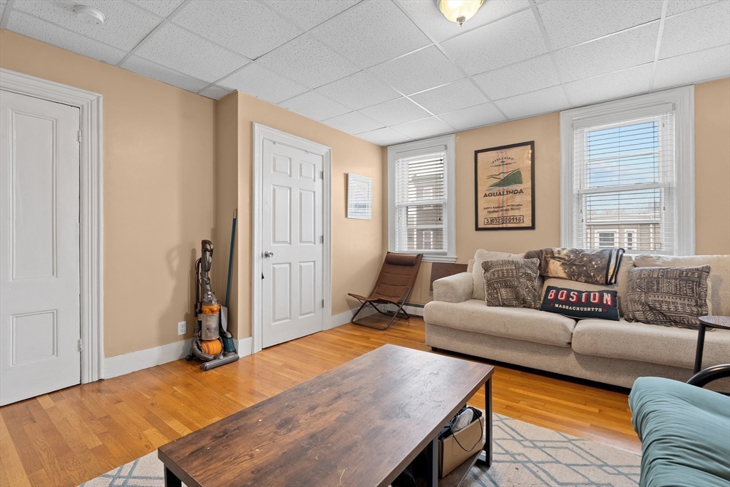 674 Saratoga St #B, Boston, MA Photo #5
