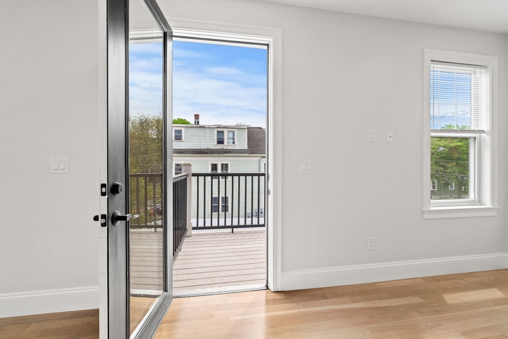4 Wakefield Ave #4, Wakefield, MA Photo #17