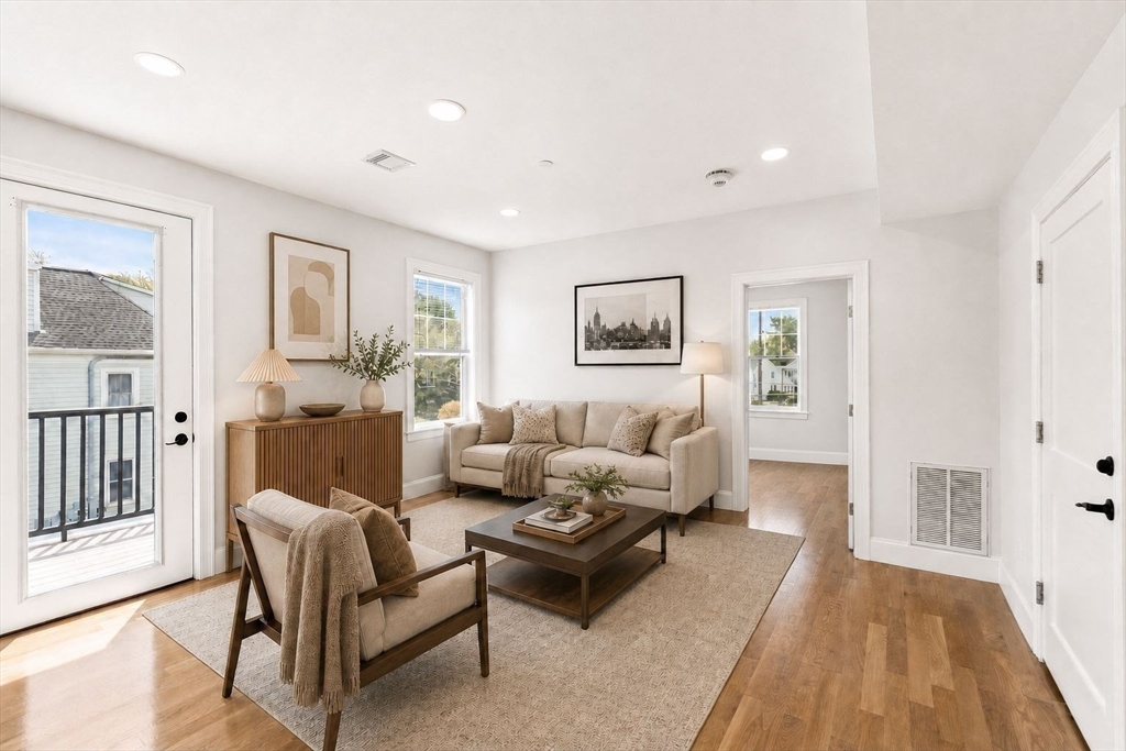4 Wakefield Ave #4, Wakefield, MA Photo #16