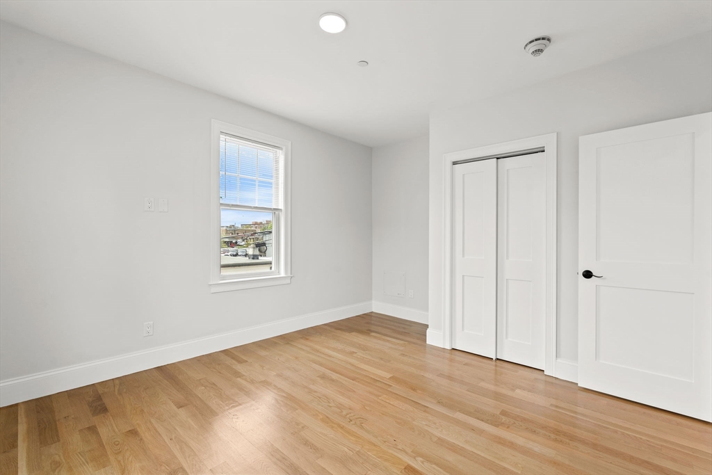 4 Wakefield Ave #4, Wakefield, MA Photo #24