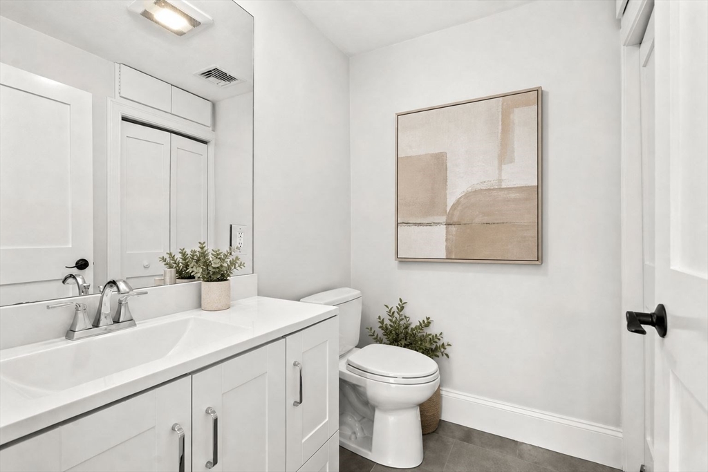 4 Wakefield Ave #4, Wakefield, MA Photo #26