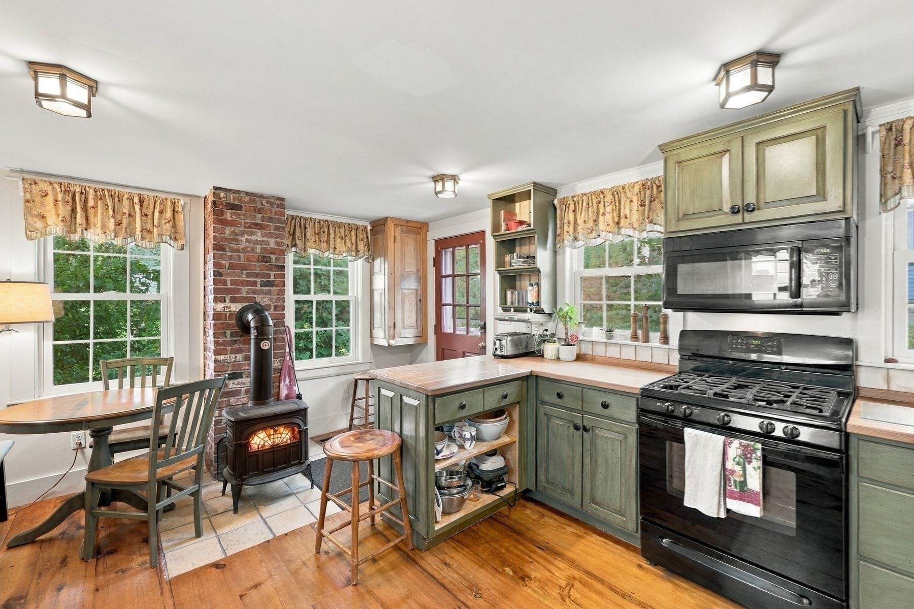 4 Washington Square, Marblehead, MA, 4 Washington Square, Marblehead, MA Photo #10