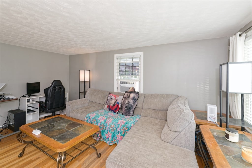 799 Franklin St, Worcester, MA Photo #4