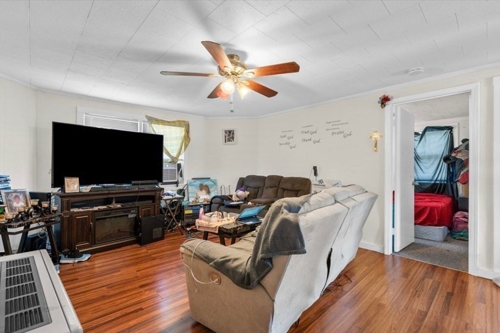 231 County St, Fall River, MA, 231 County St, Fall River, MA Photo #27