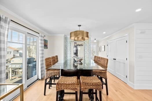 5 Vernon Ave