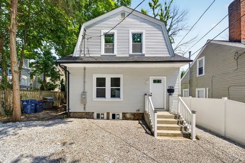 Photo of 106 South 7th St, New Bedford, MA 02740 (MLS # 73544046)