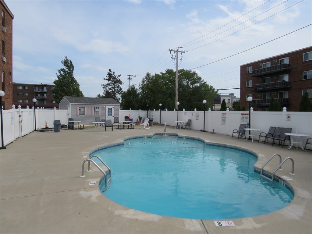 175 Ward St 32