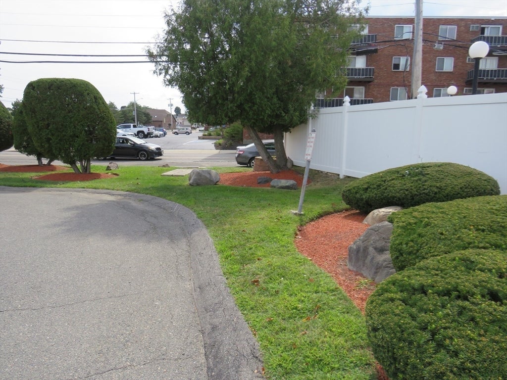175 Ward St 32