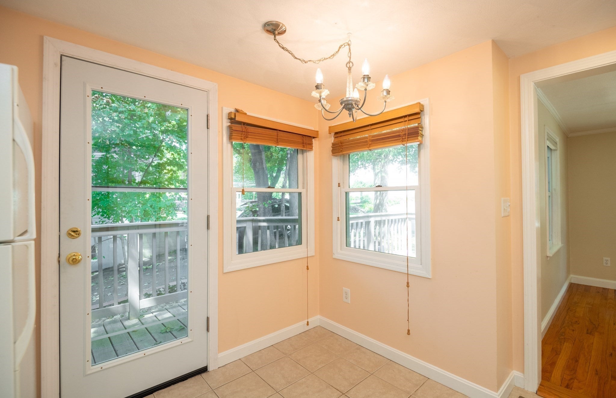 19 Penny Lane, Stoneham, MA Photo #20