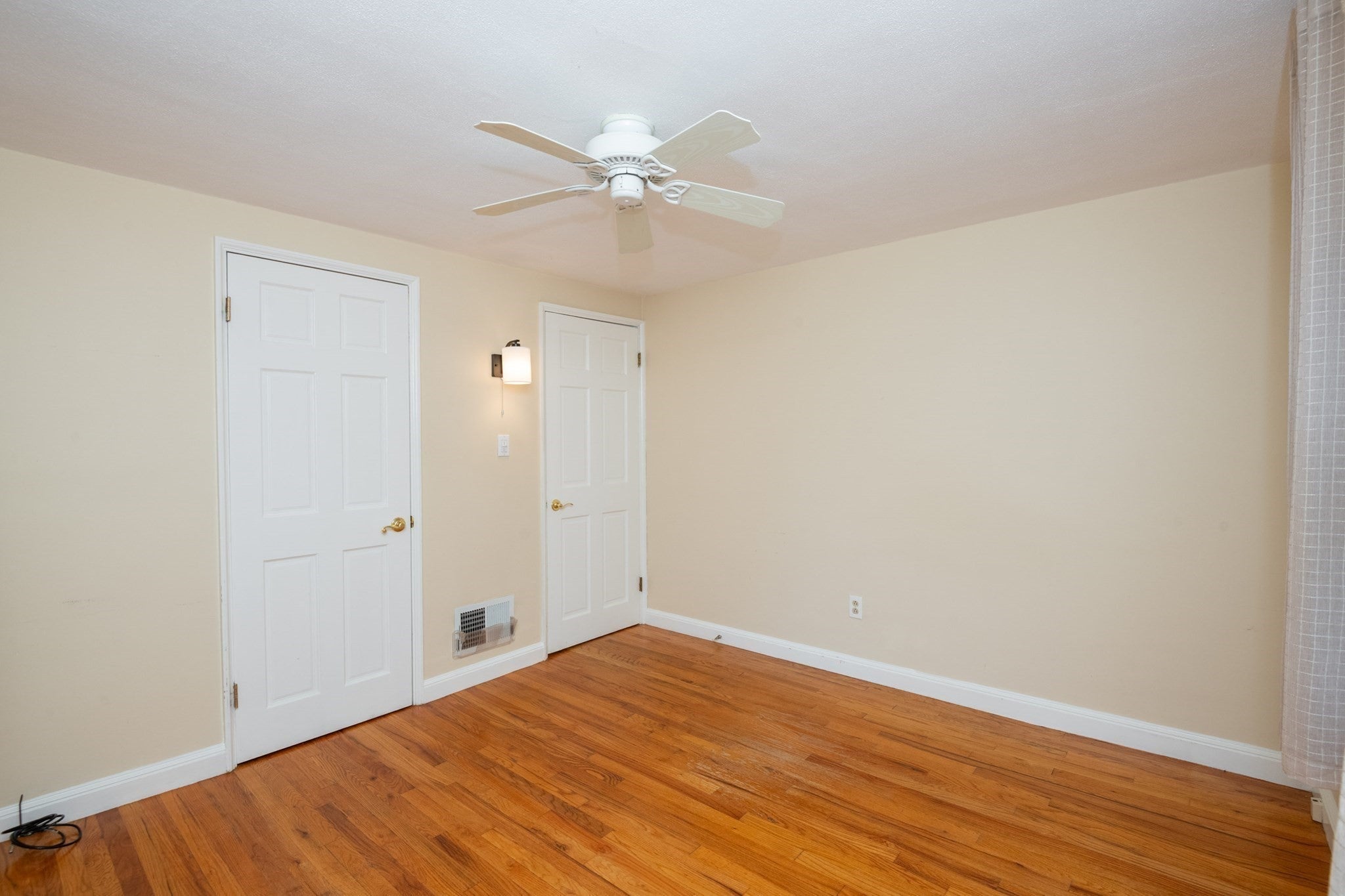 19 Penny Lane, Stoneham, MA Photo #15