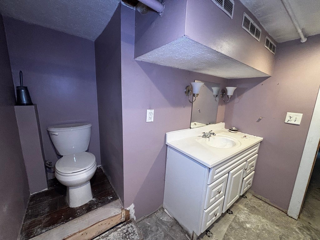 109 Kingsley St, Springfield, MA, 109 Kingsley St, Springfield, MA Photo #24