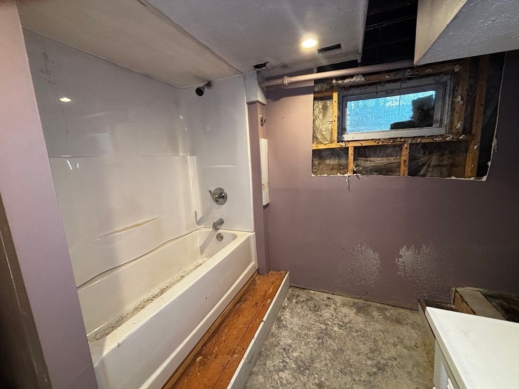 109 Kingsley St, Springfield, MA, 109 Kingsley St, Springfield, MA Photo #23