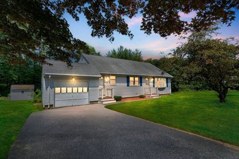 Single Family Residence in Taunton MA 367 Warner Blvd.jpg