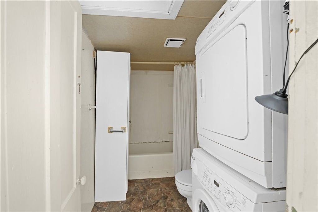 73 Southgate St, Worcester, MA, 73 Southgate St, Worcester, MA Photo #17