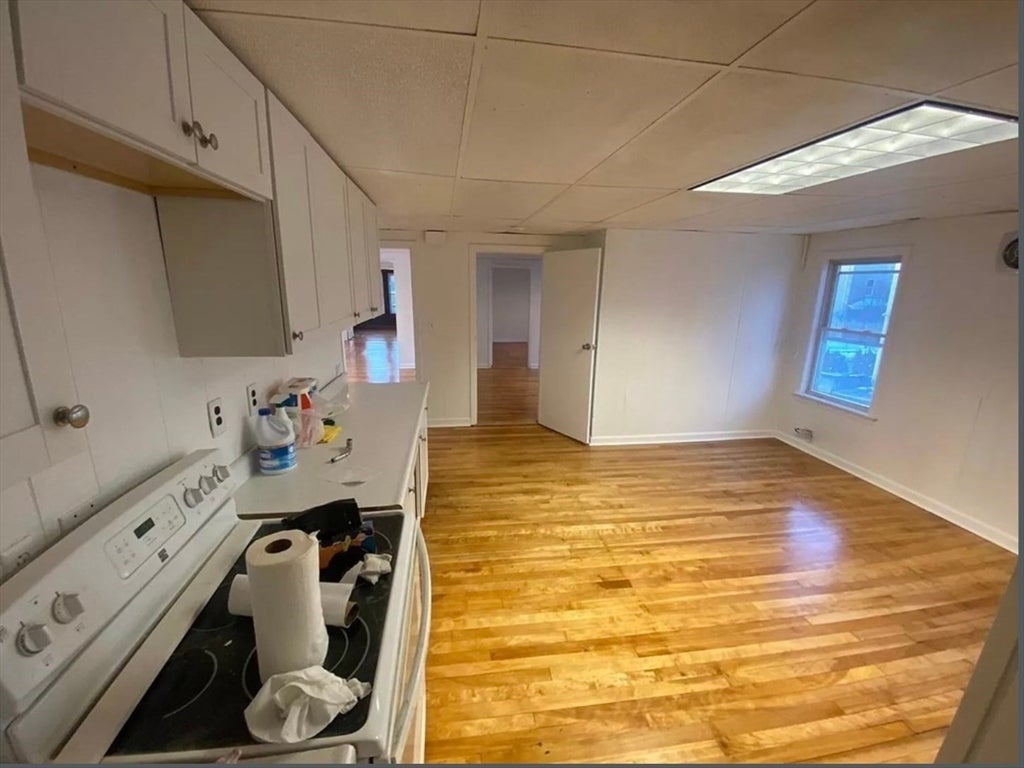 73 Southgate St, Worcester, MA, 73 Southgate St, Worcester, MA Photo #4