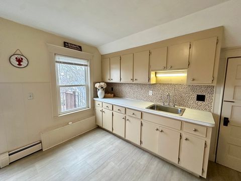 Photo of 60 Franklin St #2, Braintree, MA 02184 (MLS # 73462914)