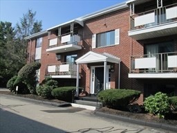 40 Colonial Dr. 8
