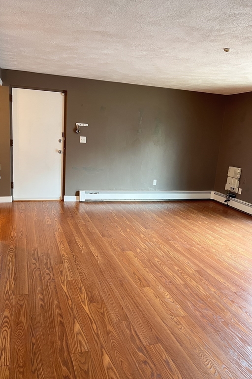 40 Colonial Dr. 8