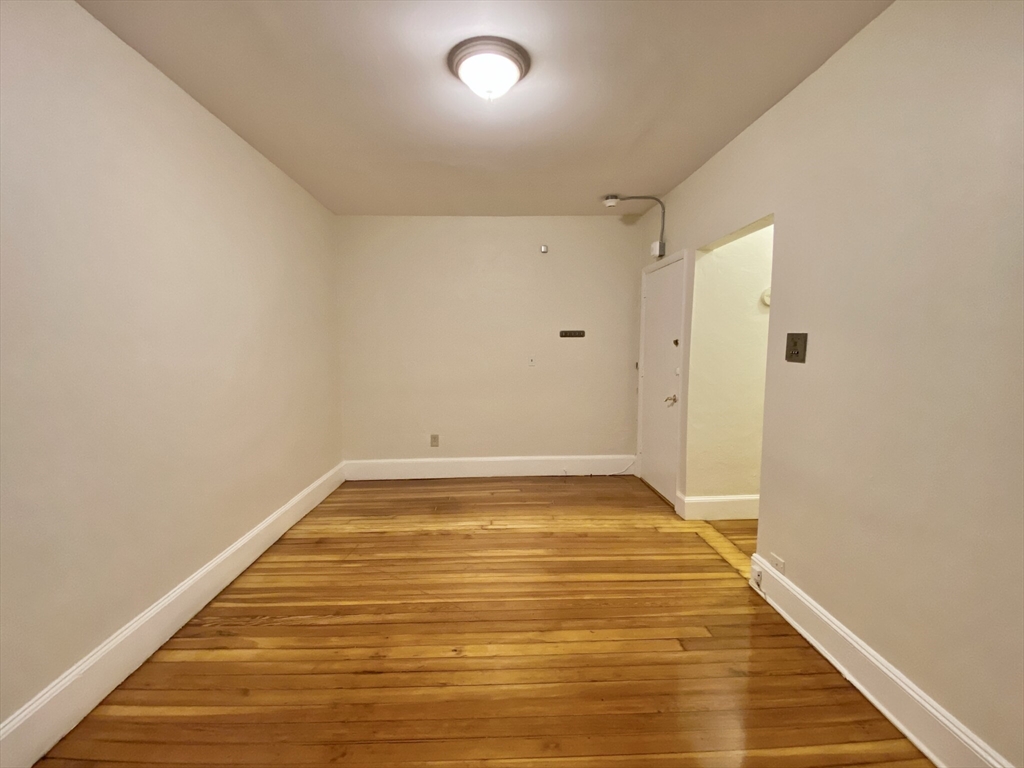 132 Oxford St #1A, Cambridge, MA Photo #5