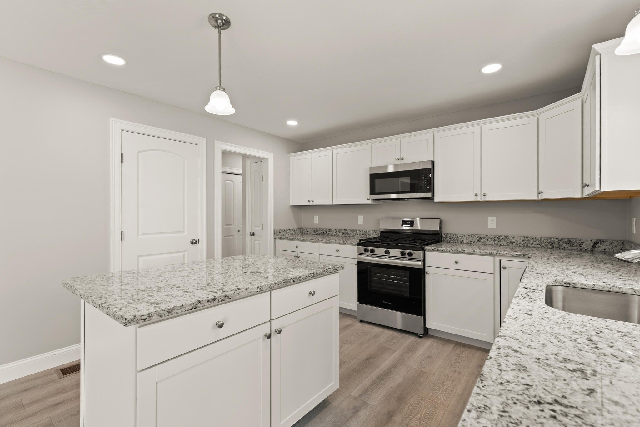 18 Pine Hill Way #B, Harvard, MA Photo #17