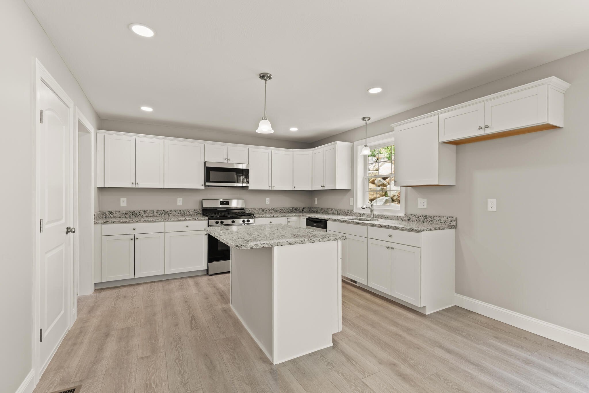 18 Pine Hill Way #B, Harvard, MA Photo #15