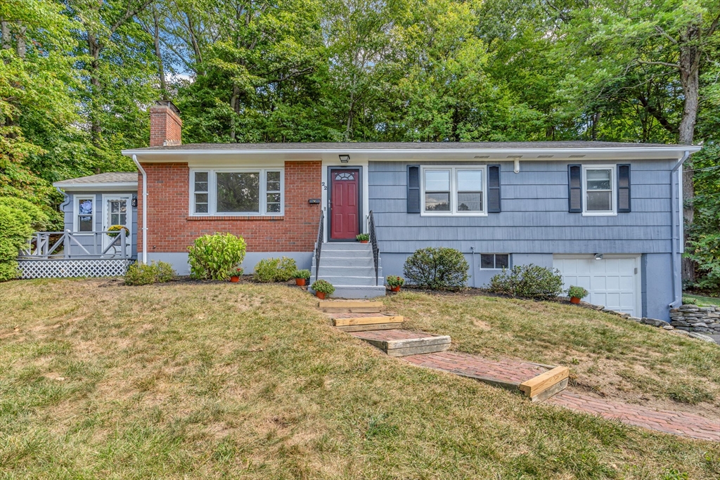 22 Harvey Ln