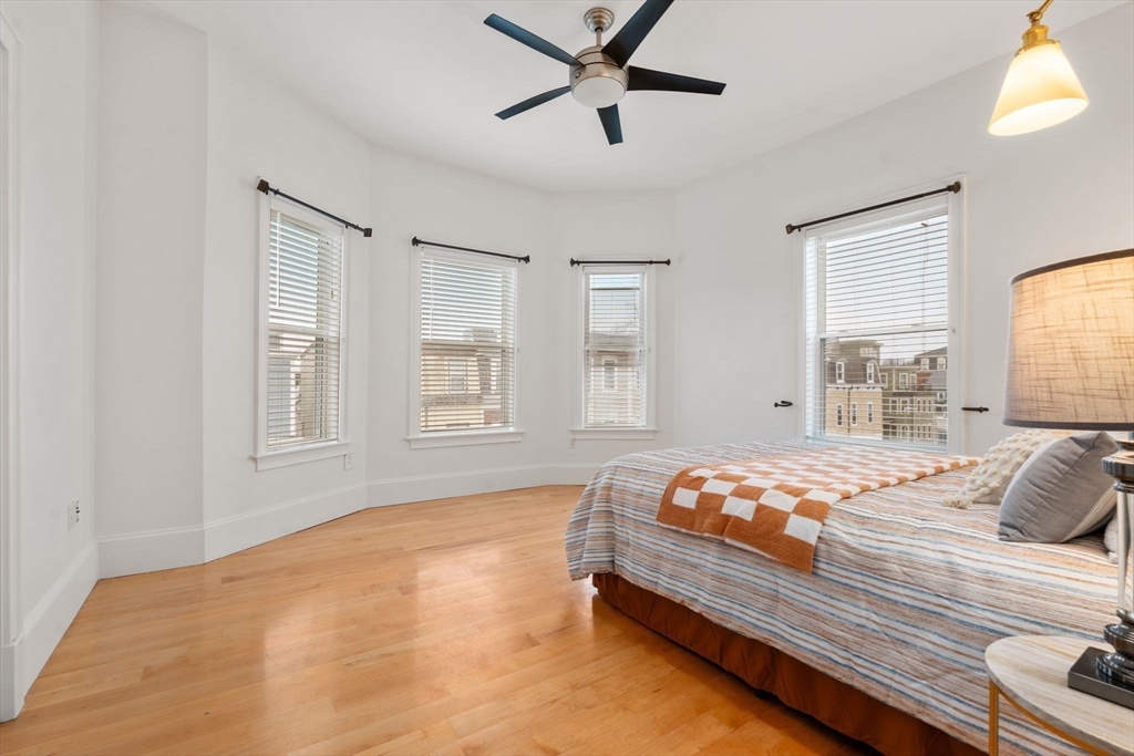 714 E 4th St 3