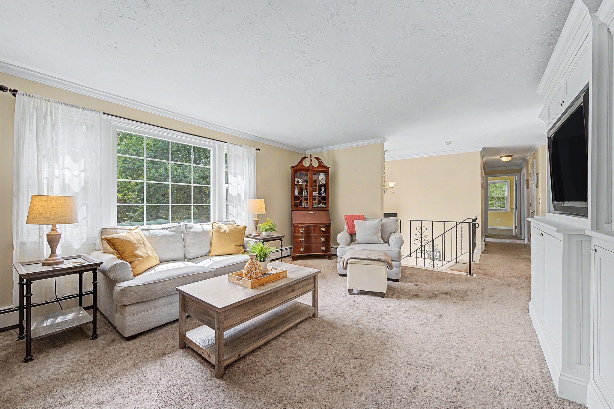 23 Evergreen Way, Dedham, MA Photo #9
