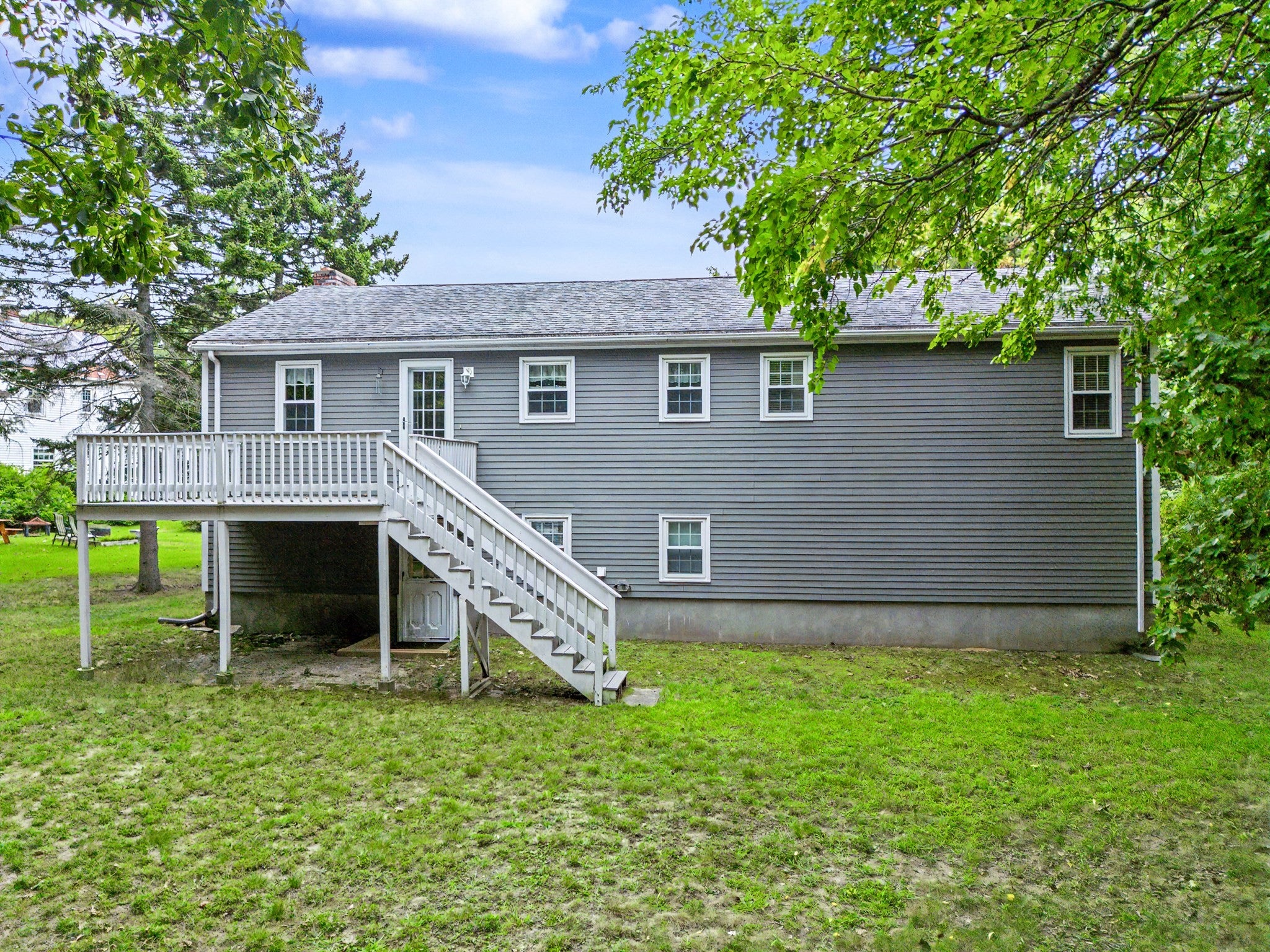 23 Evergreen Way, Dedham, MA Photo #4