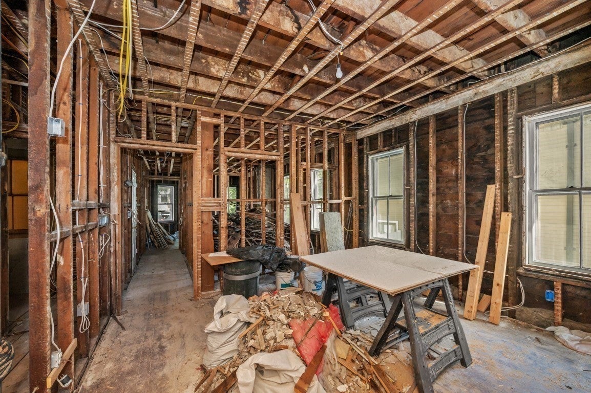 683 East 5th St, Boston, MA, 683 East 5th St, Boston, MA Photo #29