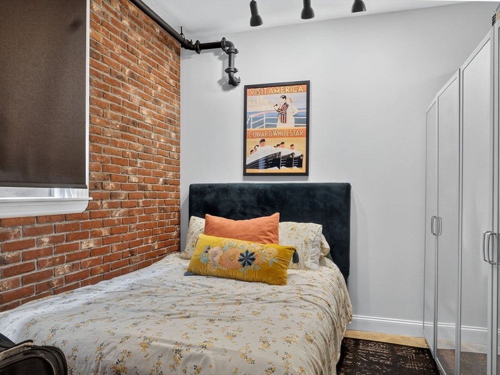 7 Crombie St #4, Salem, MA, 7 Crombie St #4, Salem, MA Photo #11