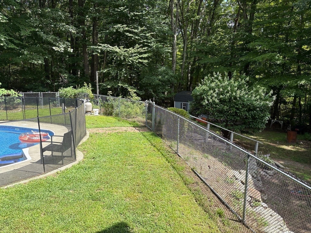 19 E Applewood DR, Charlton, MA, 19 E Applewood DR, Charlton, MA Photo #10