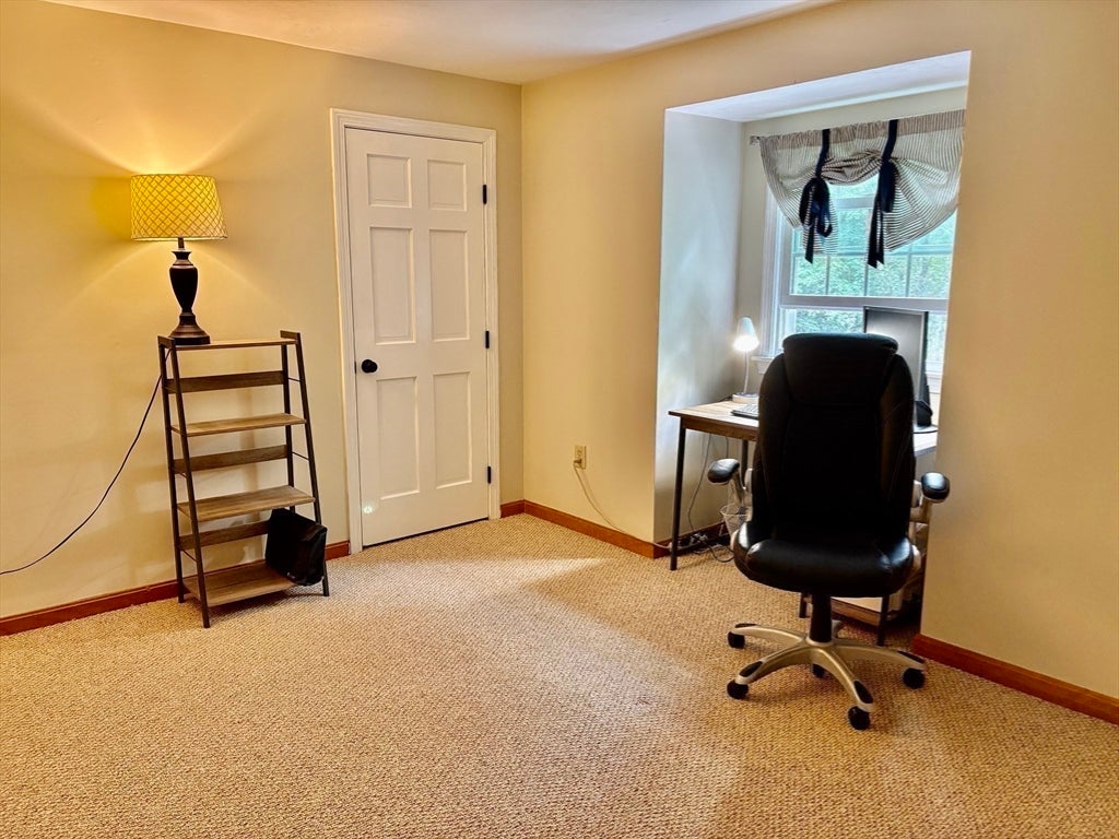 19 E Applewood DR, Charlton, MA, 19 E Applewood DR, Charlton, MA Photo #39