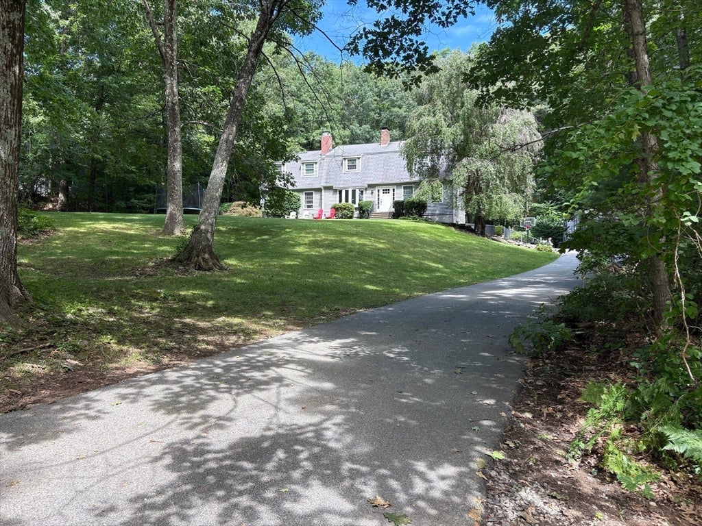 19 E Applewood DR, Charlton, MA, 19 E Applewood DR, Charlton, MA Photo #3