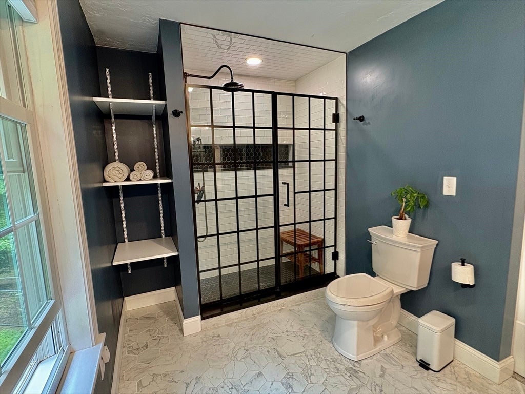 19 E Applewood DR, Charlton, MA, 19 E Applewood DR, Charlton, MA Photo #32