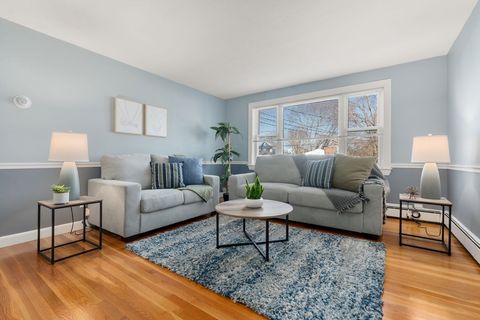 32 Whitman Rd 1-4 Waltham MA 02453