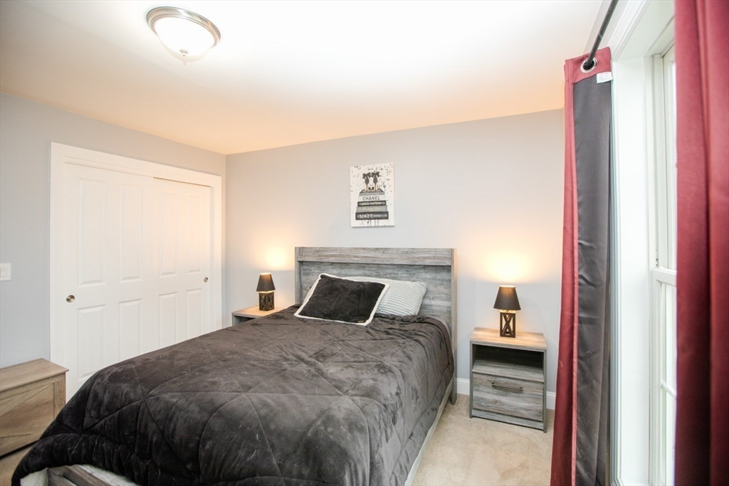 33 Rhinecliffe Road, Swansea, MA Photo #19